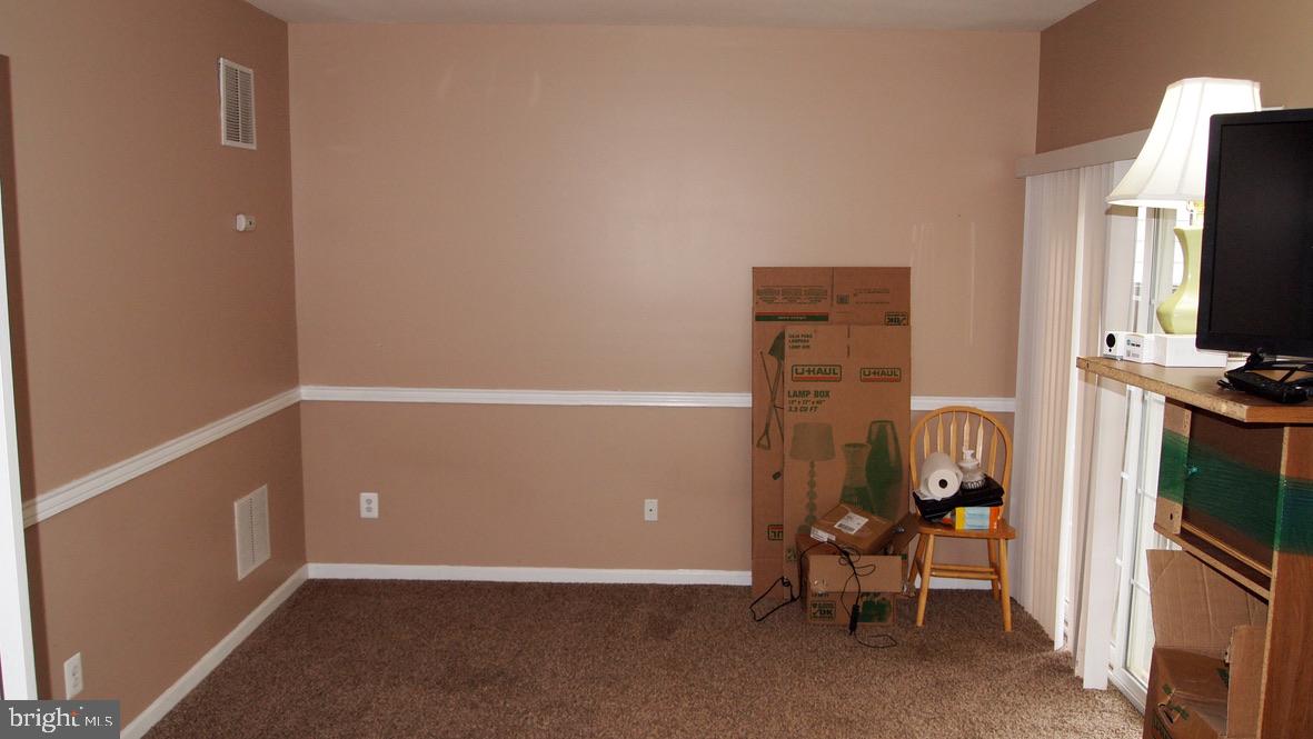 42695 Newcomer Terrace Chantilly, VA 20152 - Photo 17 of 26