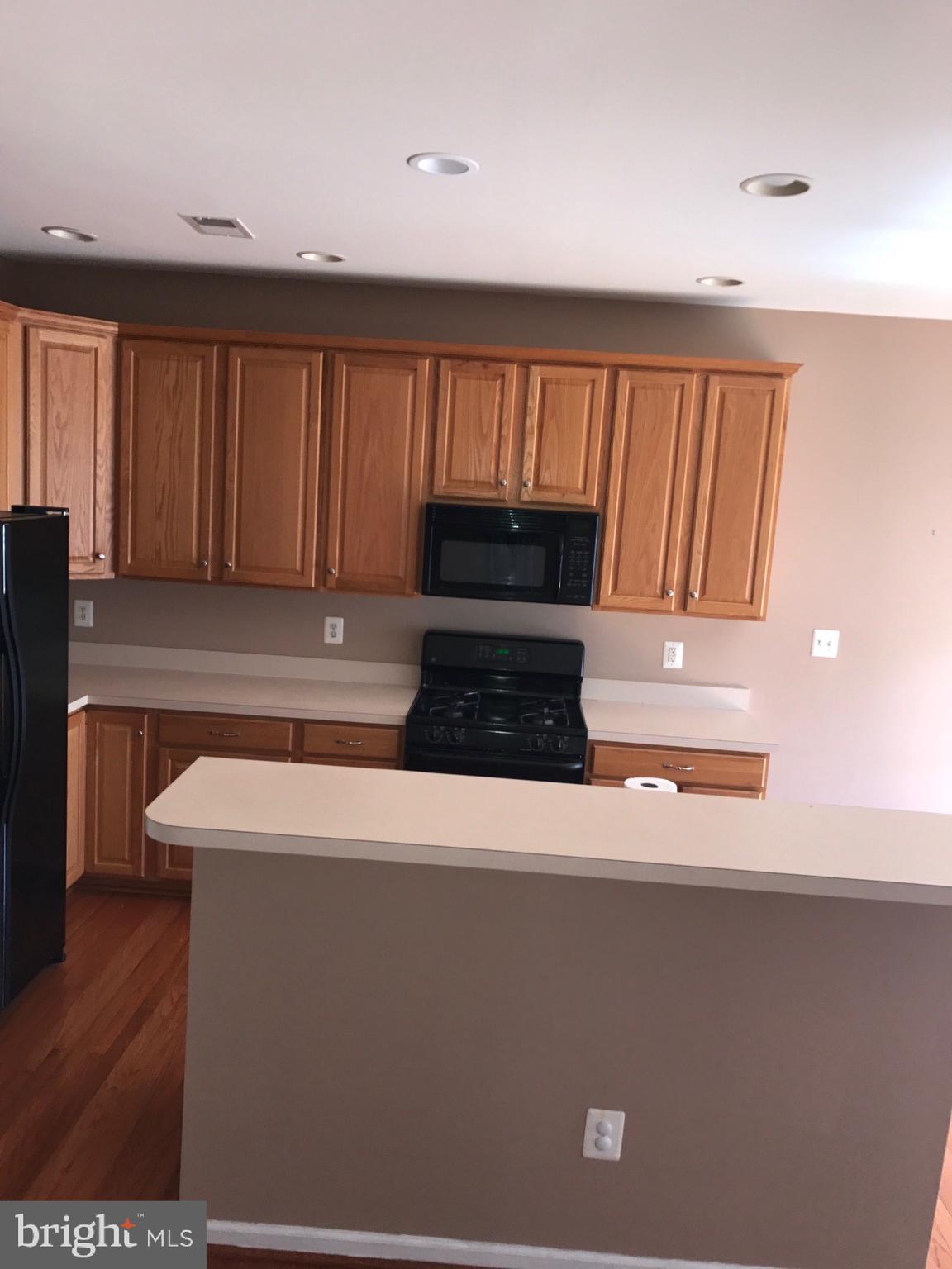 42695 Newcomer Terrace Chantilly, VA 20152 - Photo 7 of 26