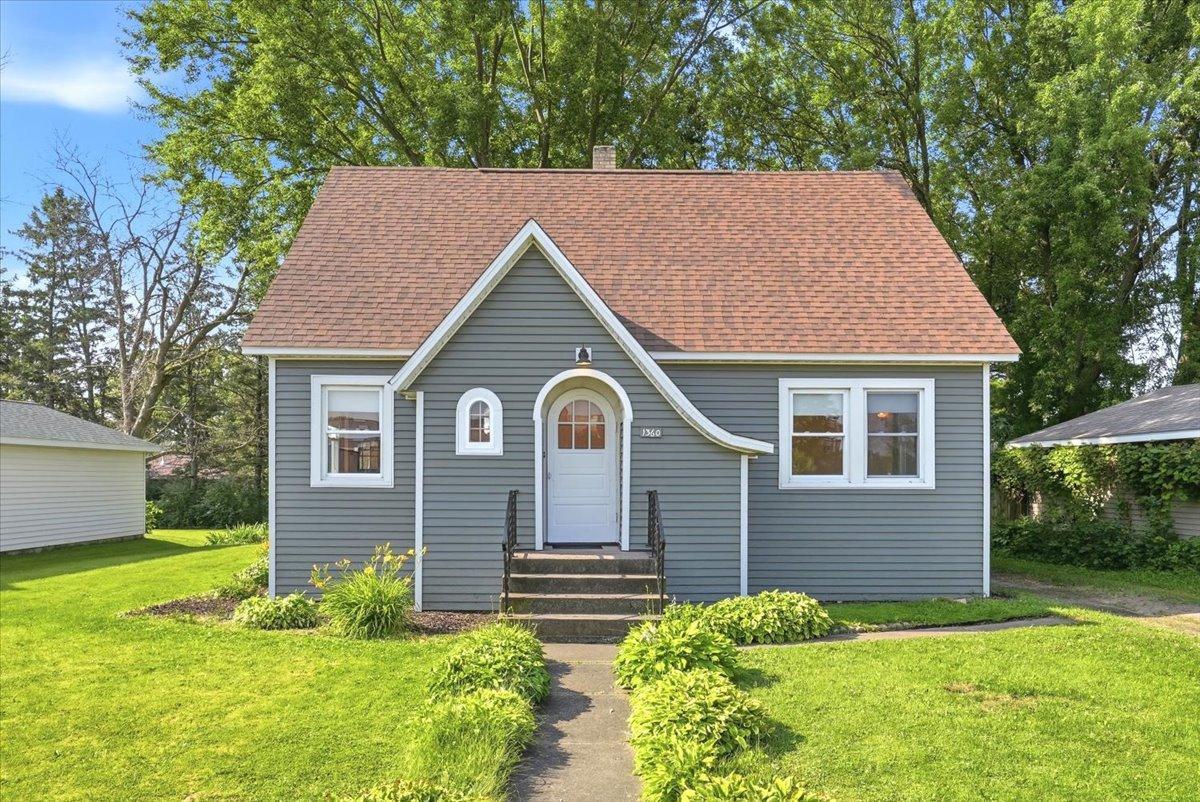 1360 Maple Street Baldwin, WI 54002 - Photo 1 of 20