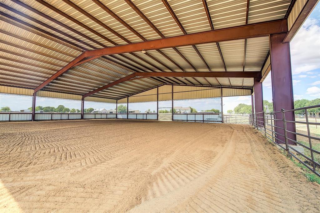 10609 Jackson Road Krum, TX 76249 - Photo 26 of 38