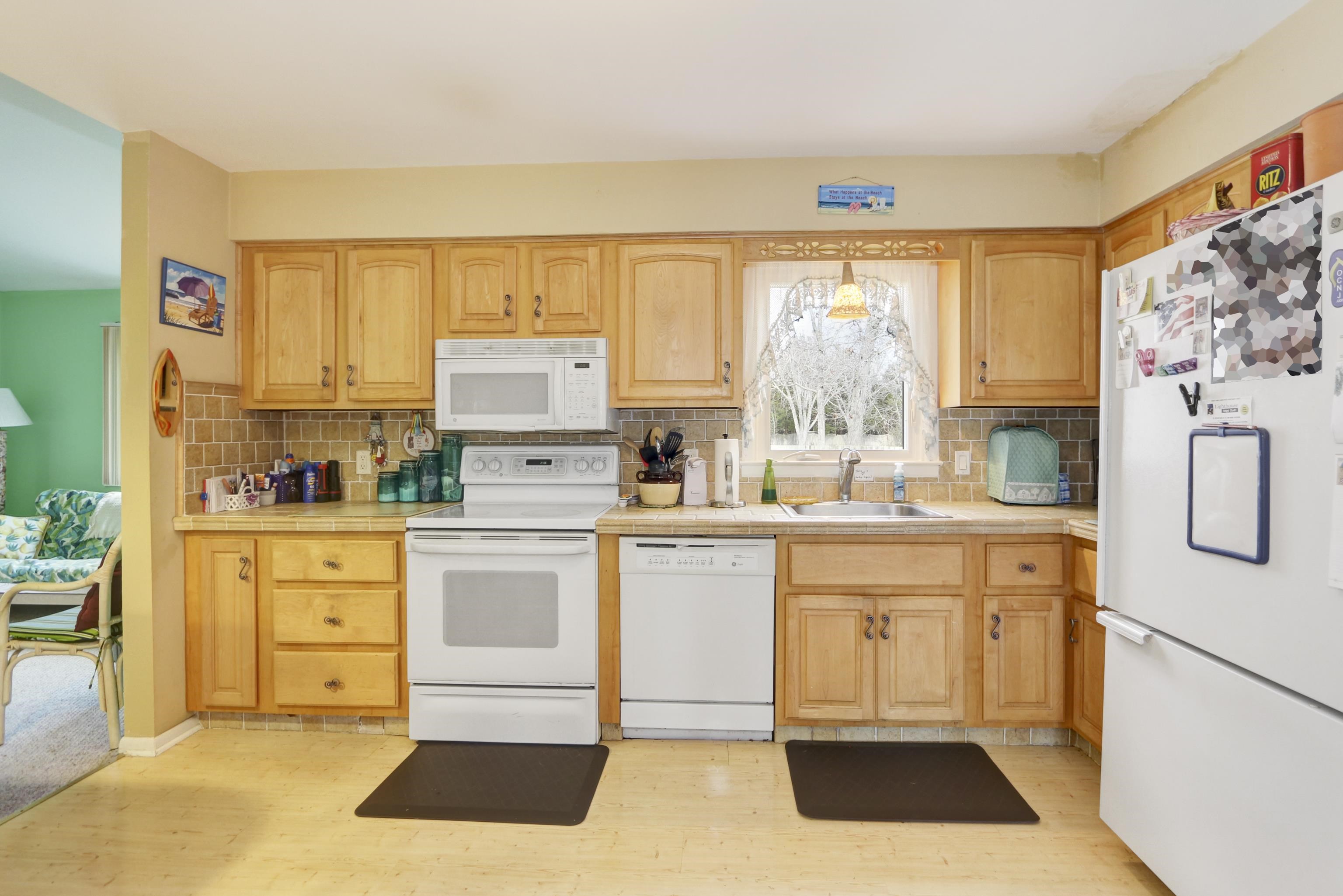 9 Hope Corson Road Ocean View, NJ 08230 - Photo 8 of 26 Gallery Image 8