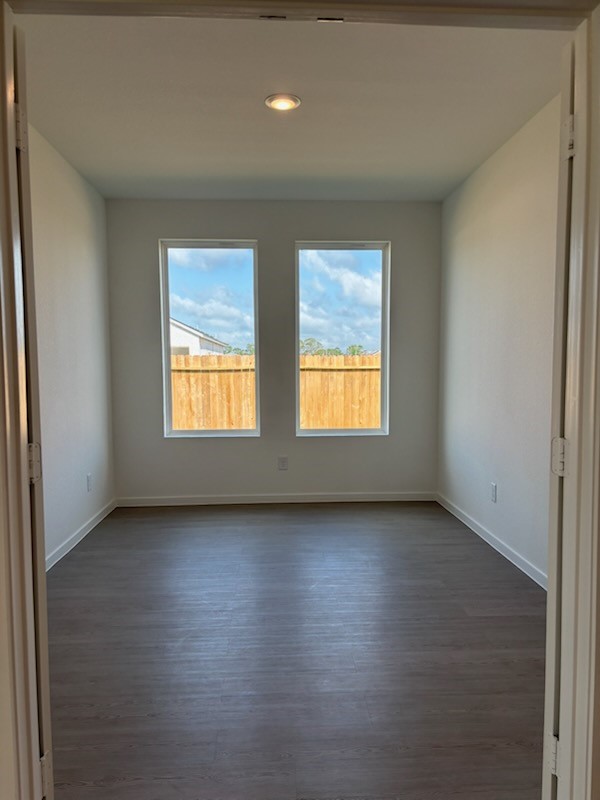 516 Robin Court Angleton, TX 77515 - Photo 12 of 29