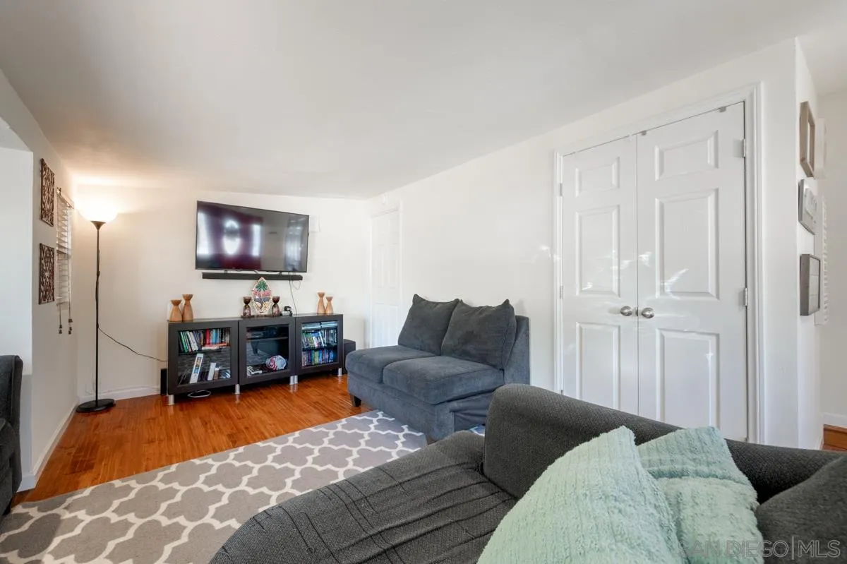 9216 Northcote Road Santee, CA 92071 - Photo 3 of 27 Gallery Image 3