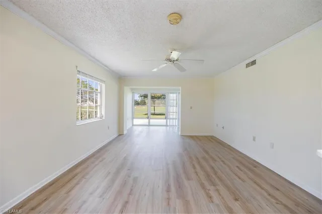 $224,000 | 315 St Andrews Boulevard, Unit D5, Naples, FL 34113