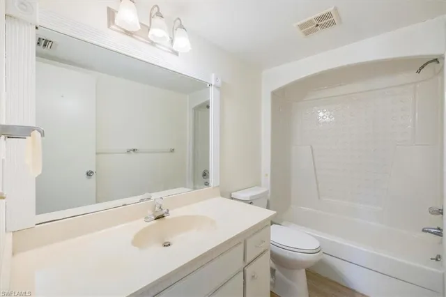 $224,000 | 315 St Andrews Boulevard, Unit D5, Naples, FL 34113