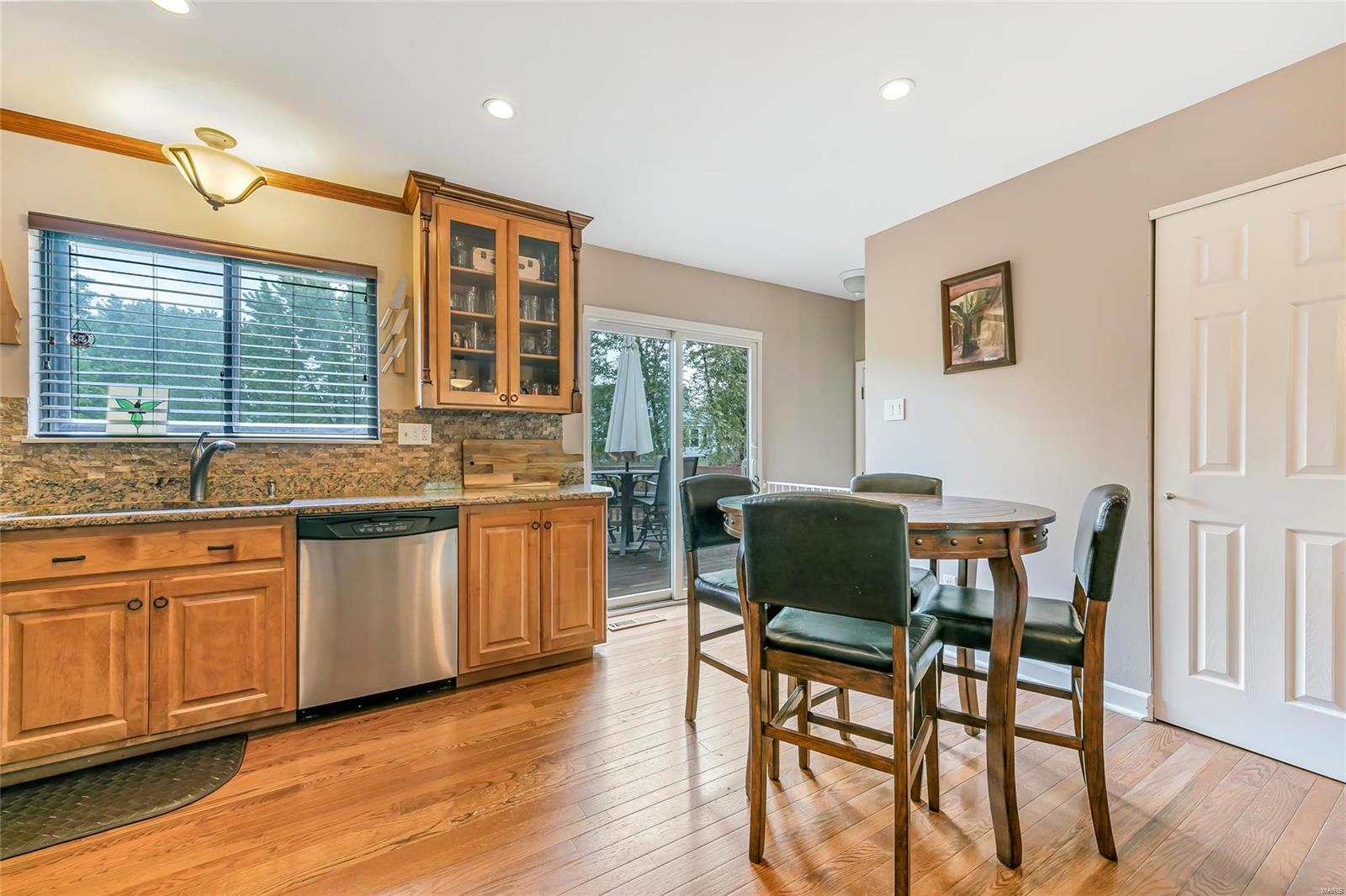 2269 Wincanton Road St. Louis, MO 63129 - Photo 5 of 22 Gallery Image 5
