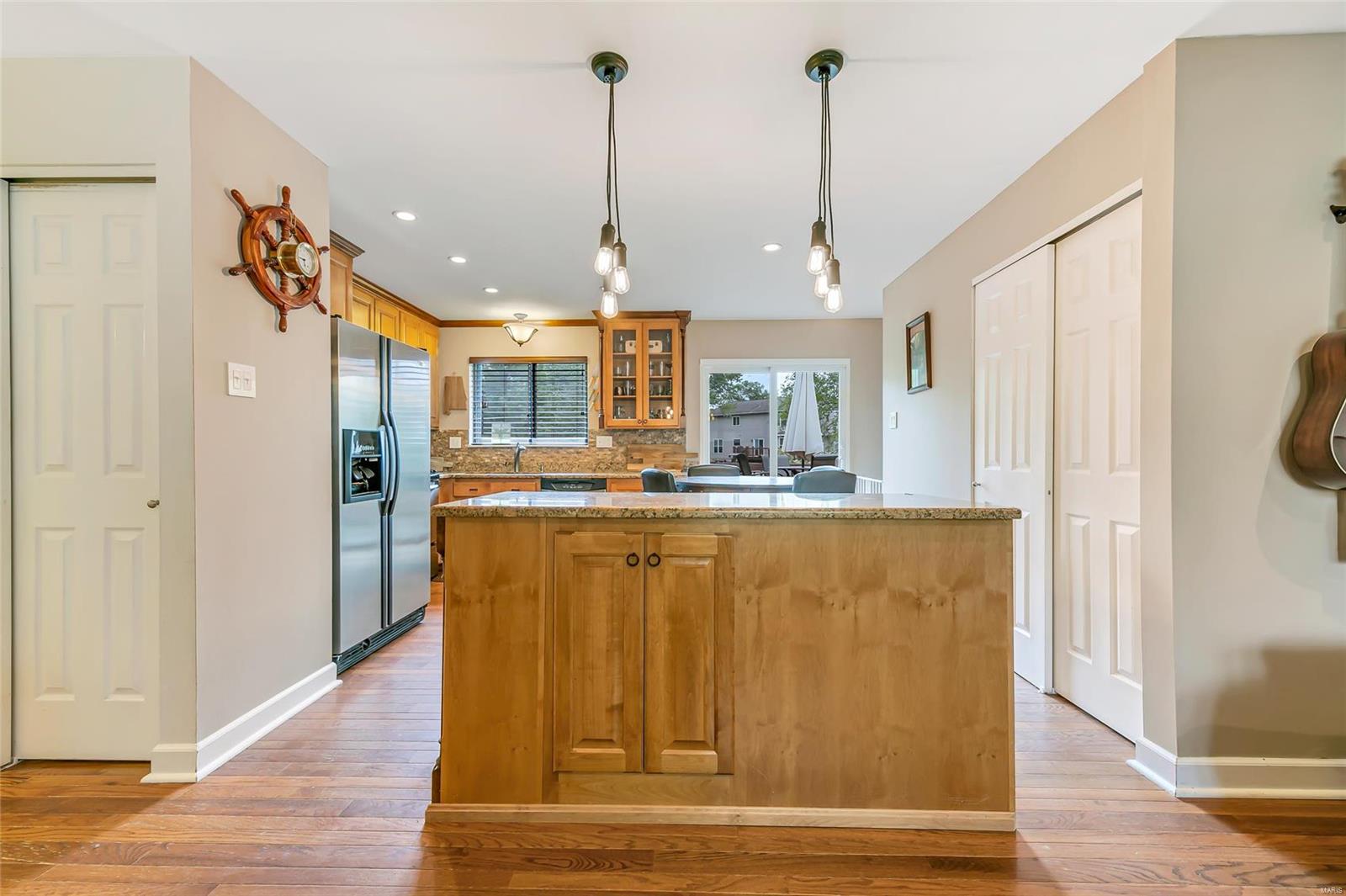 2269 Wincanton Road St. Louis, MO 63129 - Photo 7 of 22 Gallery Image 7