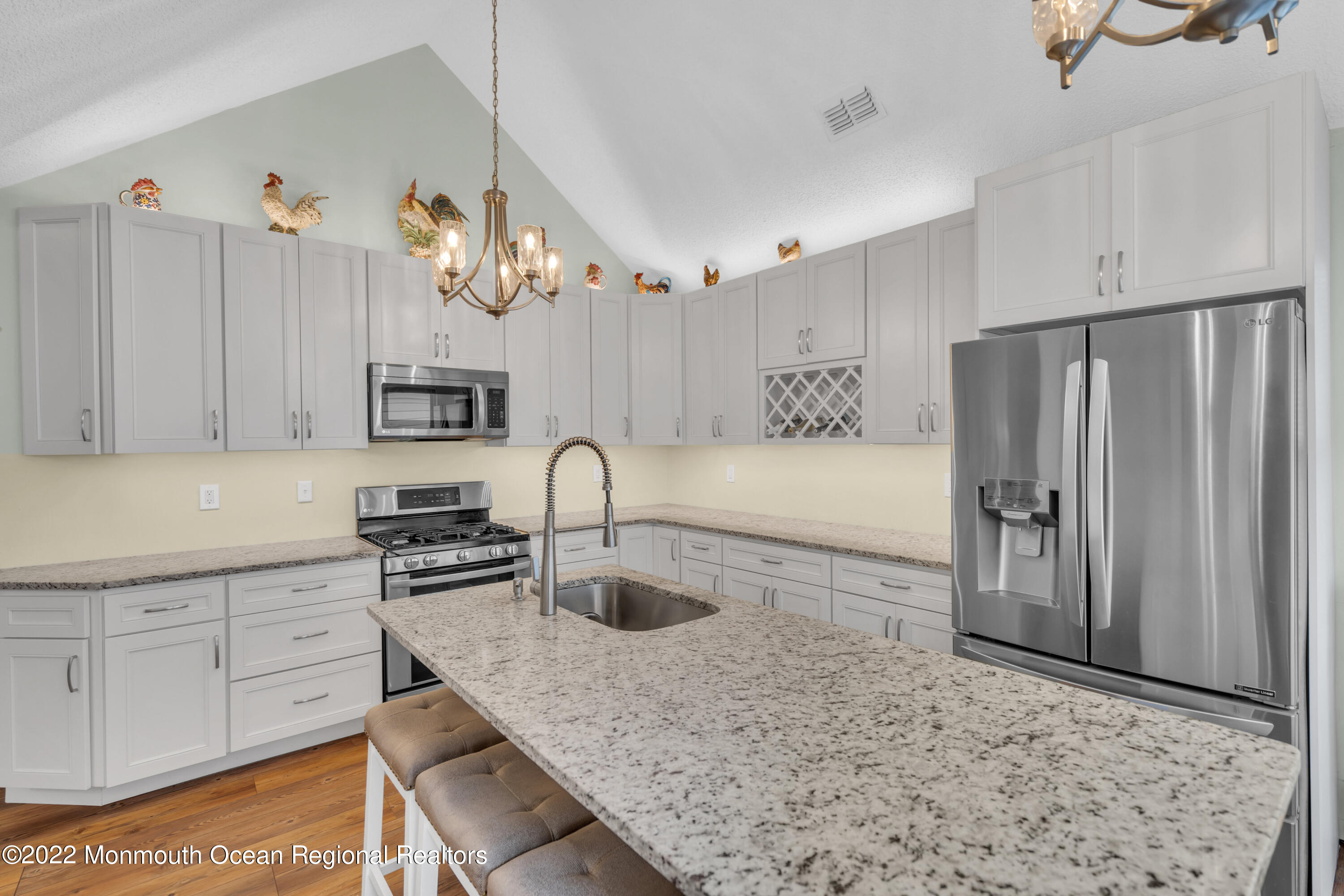 15 Newport Road Manahawkin, NJ 08050 - Photo 8 of 29 012_dsc03858