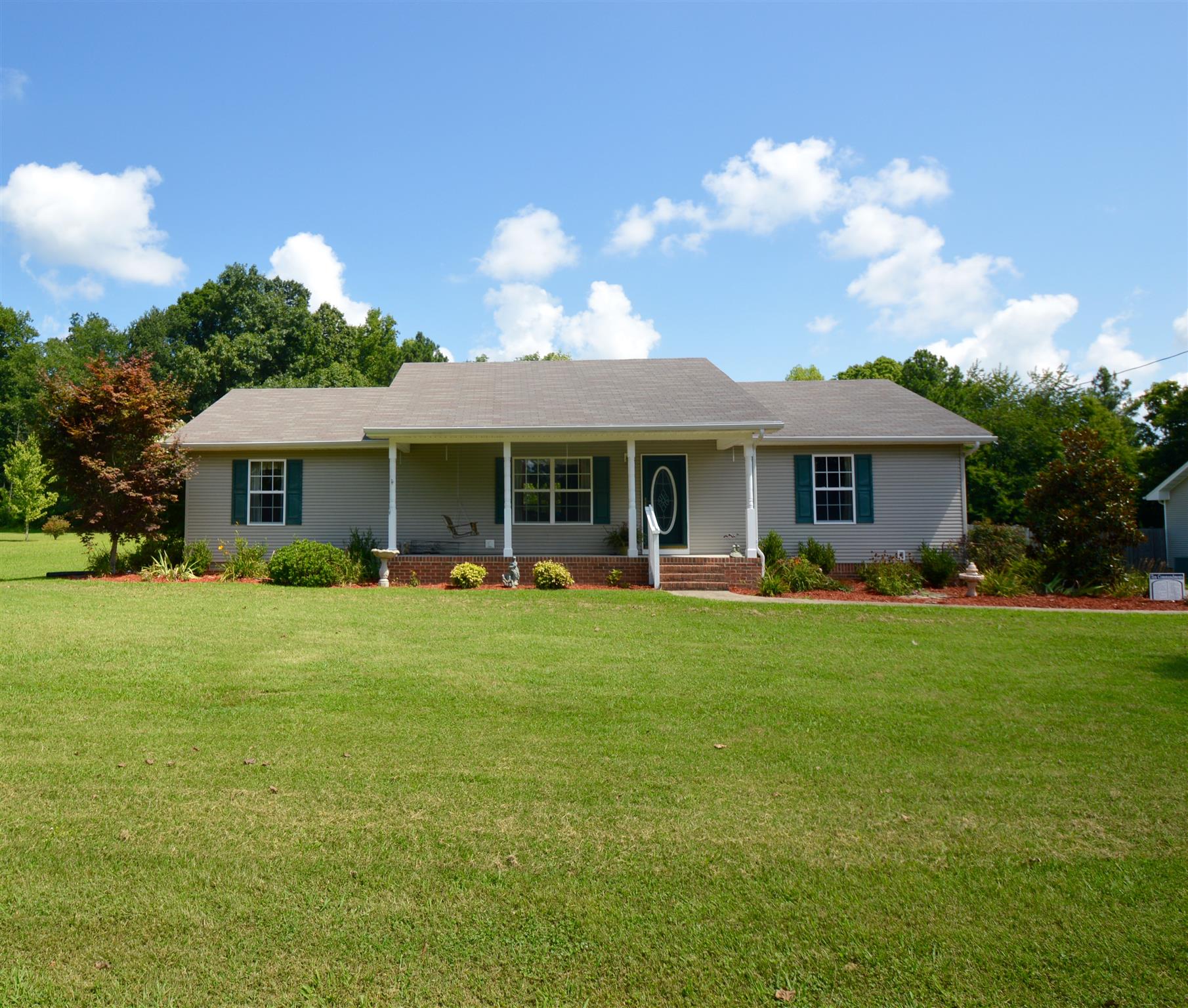 1028 Pomona Road Dickson, TN 37055 - Photo 1 of 22