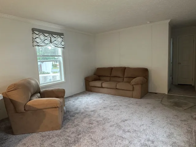 $160,000 | 40 Pinyon Place, Londonderry, NH 03038