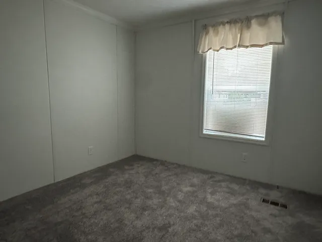 $160,000 | 40 Pinyon Place, Londonderry, NH 03038