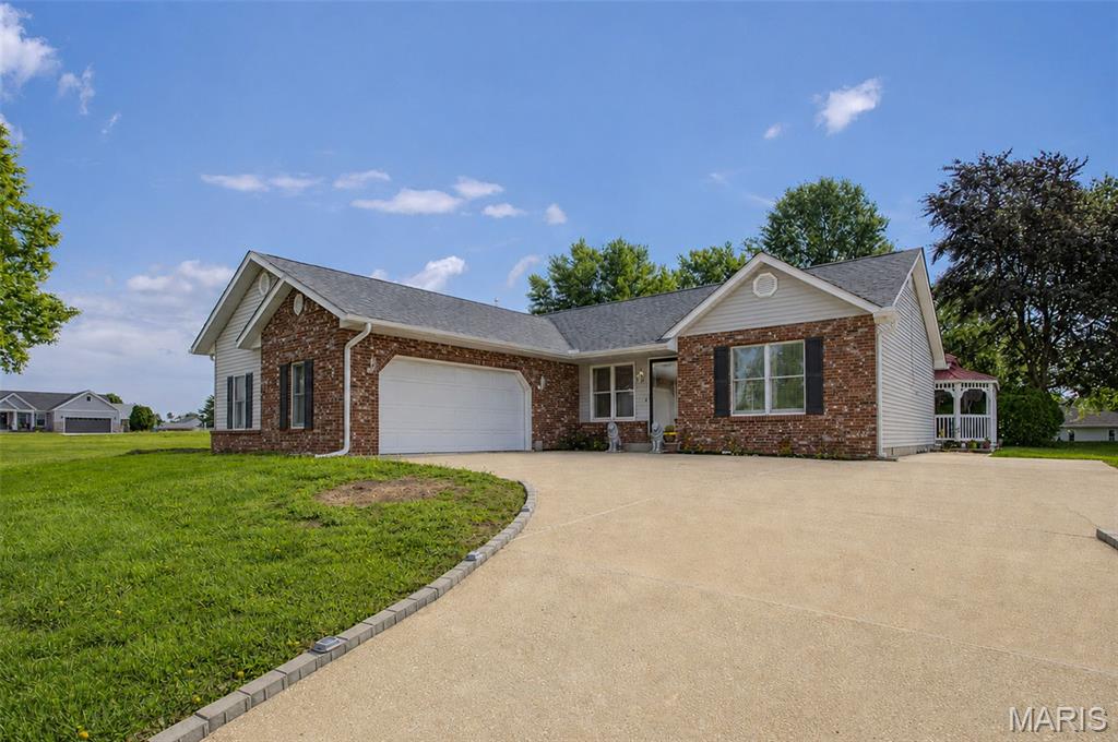 297 Maple Summit Road Jerseyville, IL 62052 - Photo 18 of 79