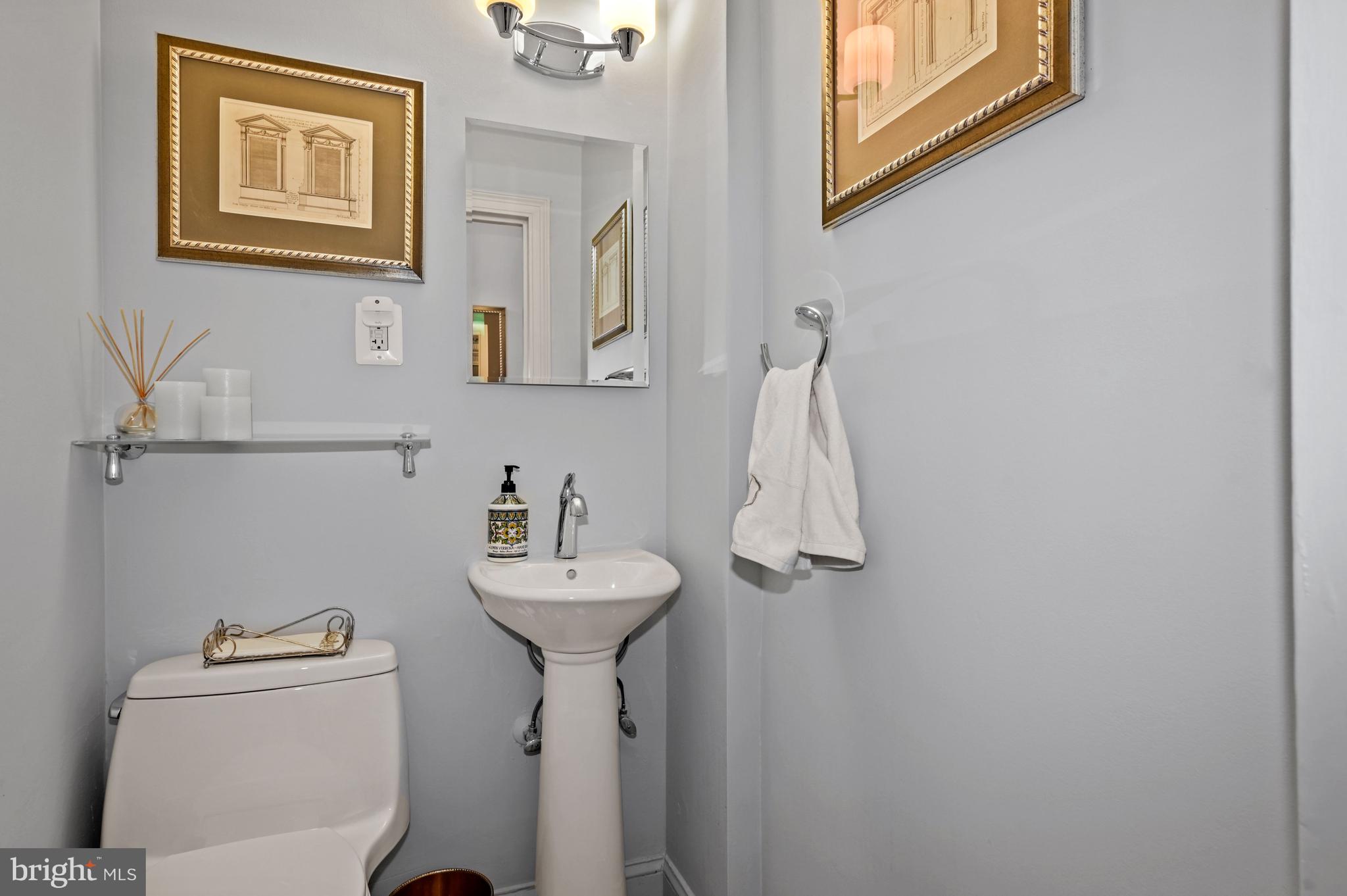 2737 Devonshire Place Northwest, Unit 123 Washington, DC 20008 - Photo 25 of 46 Powder room nearby