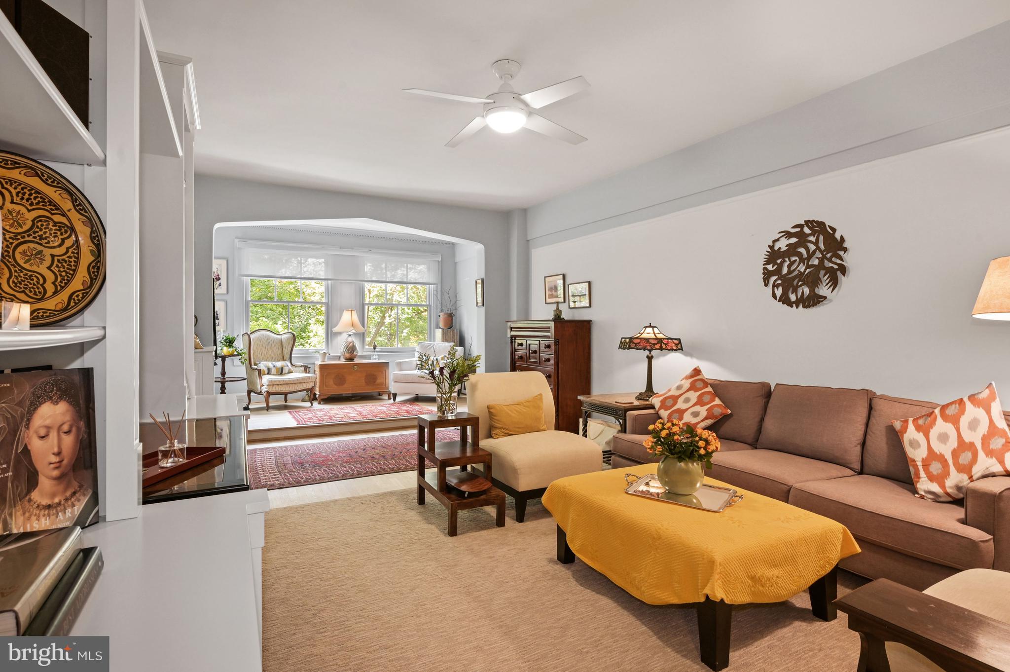 2737 Devonshire Place Northwest, Unit 123 Washington, DC 20008 - Photo 27 of 46 Architectural features & layout preserved