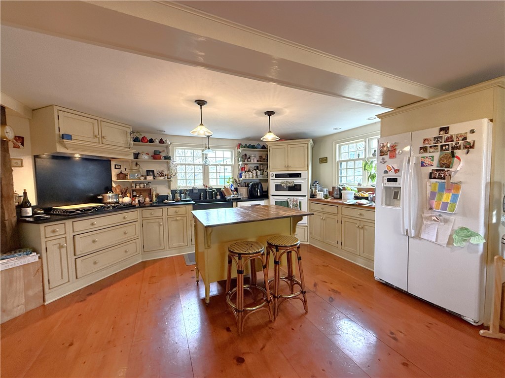 2678 East Main Road Portsmouth, RI 02871 - Photo 9 of 21