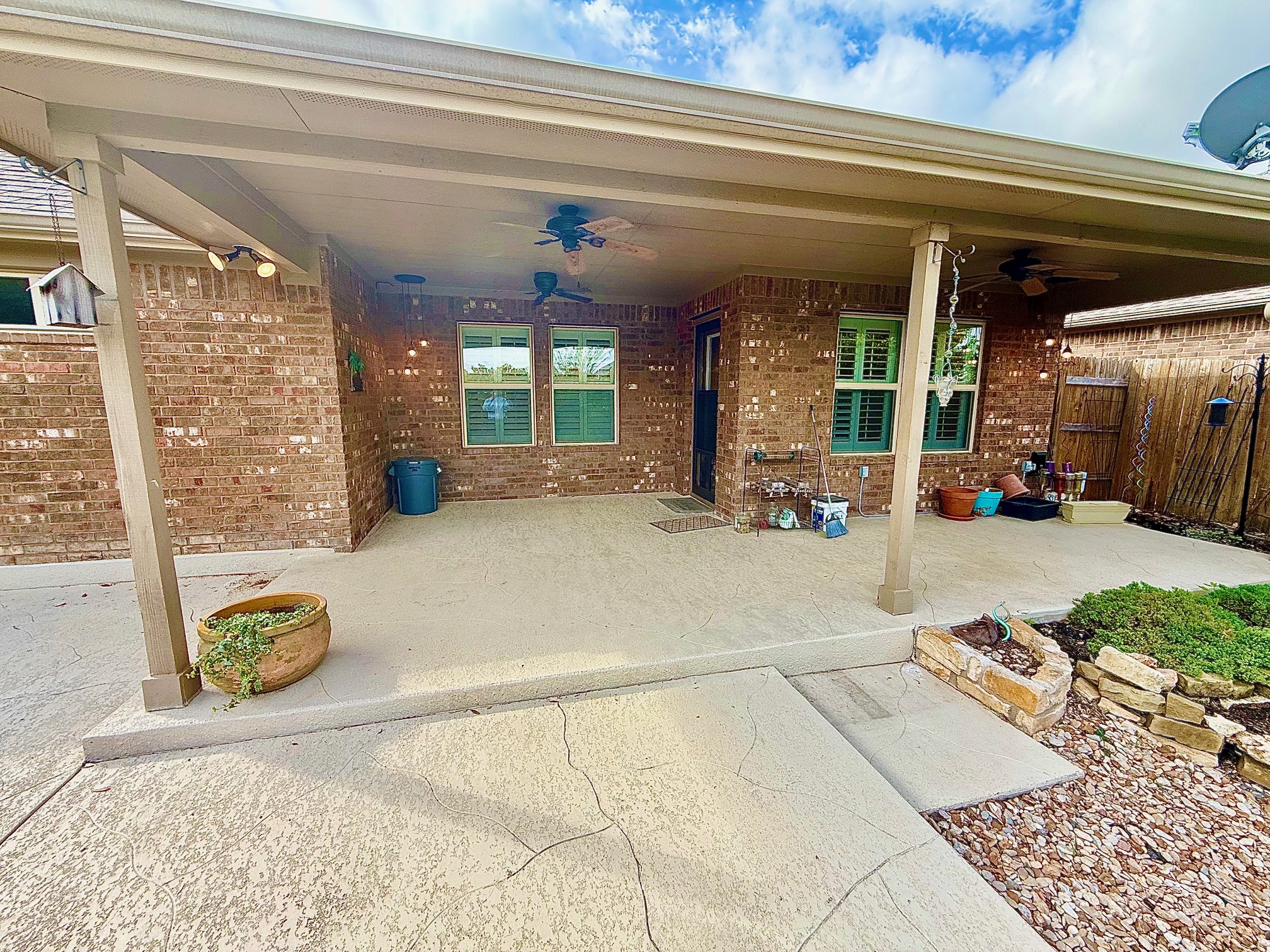 513 Longhorn Cavern Road Leander, TX 78641 - Photo 20 of 24 View of patio / terrace with a ceiling fan