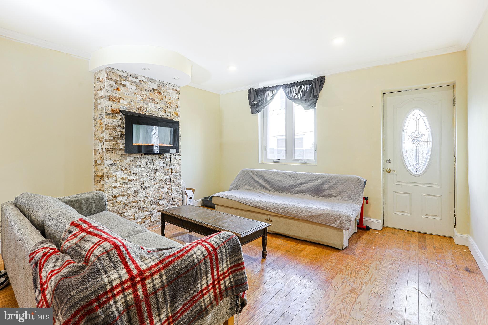 2338 Cross Street Philadelphia, PA 19146 - Photo 6 of 25