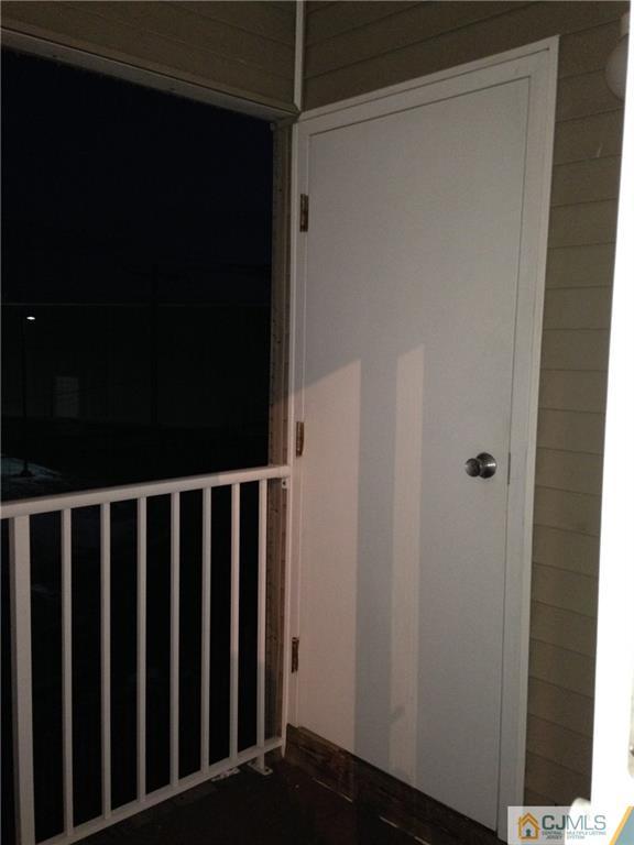 1130 Edpas Road, Unit 1130 New Brunswick, NJ 08901 - Photo 11 of 12 a view of a balcony