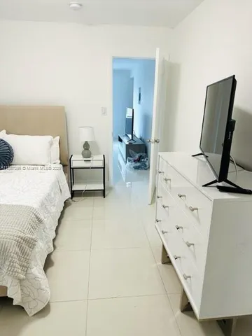 $2,600 | 1030 Northeast 80th Street, Unit 4, Miami, FL 33138