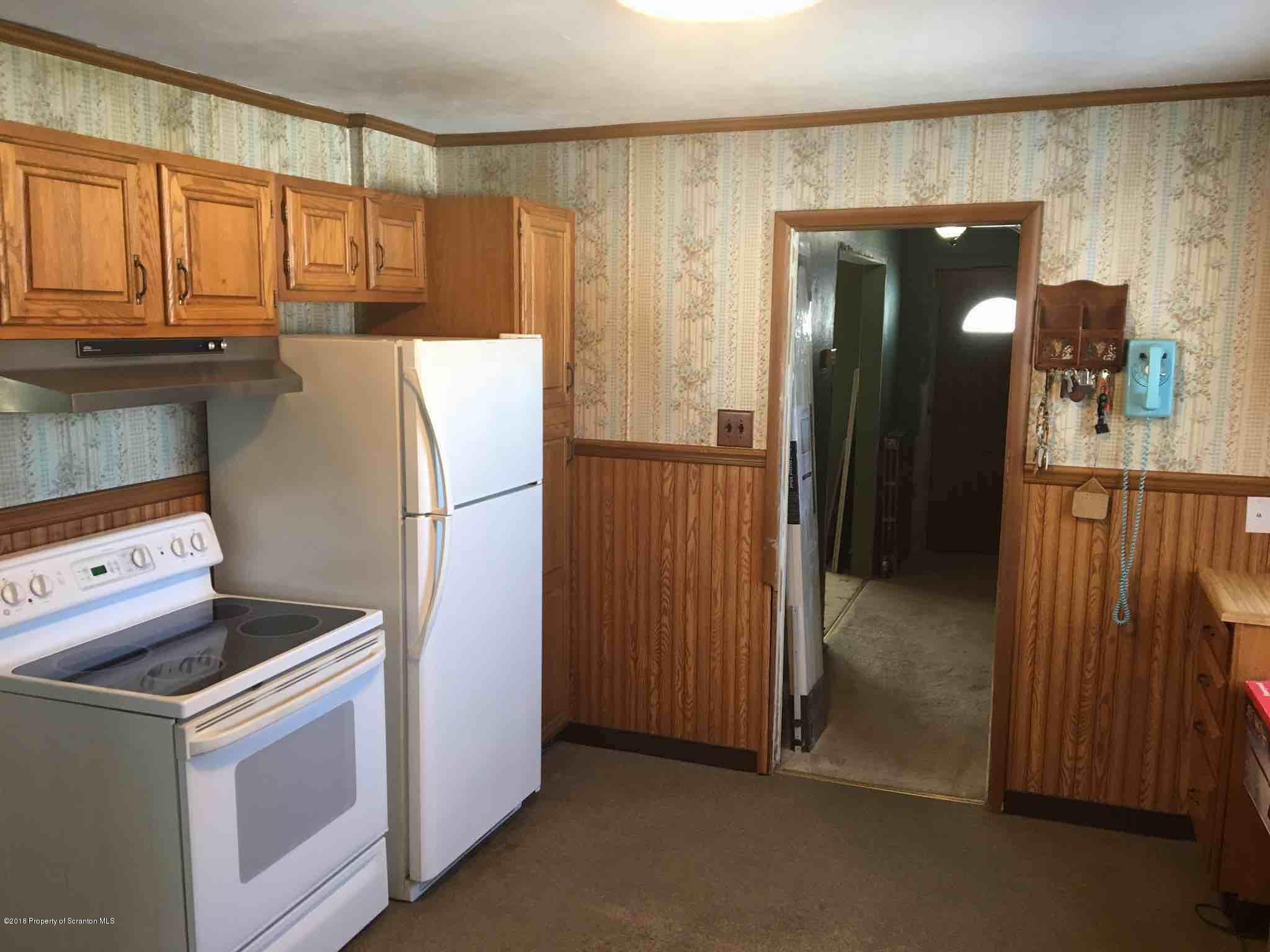 114 Shust Road Carbondale, PA 18407 - Photo 5 of 14 Gallery Image 5