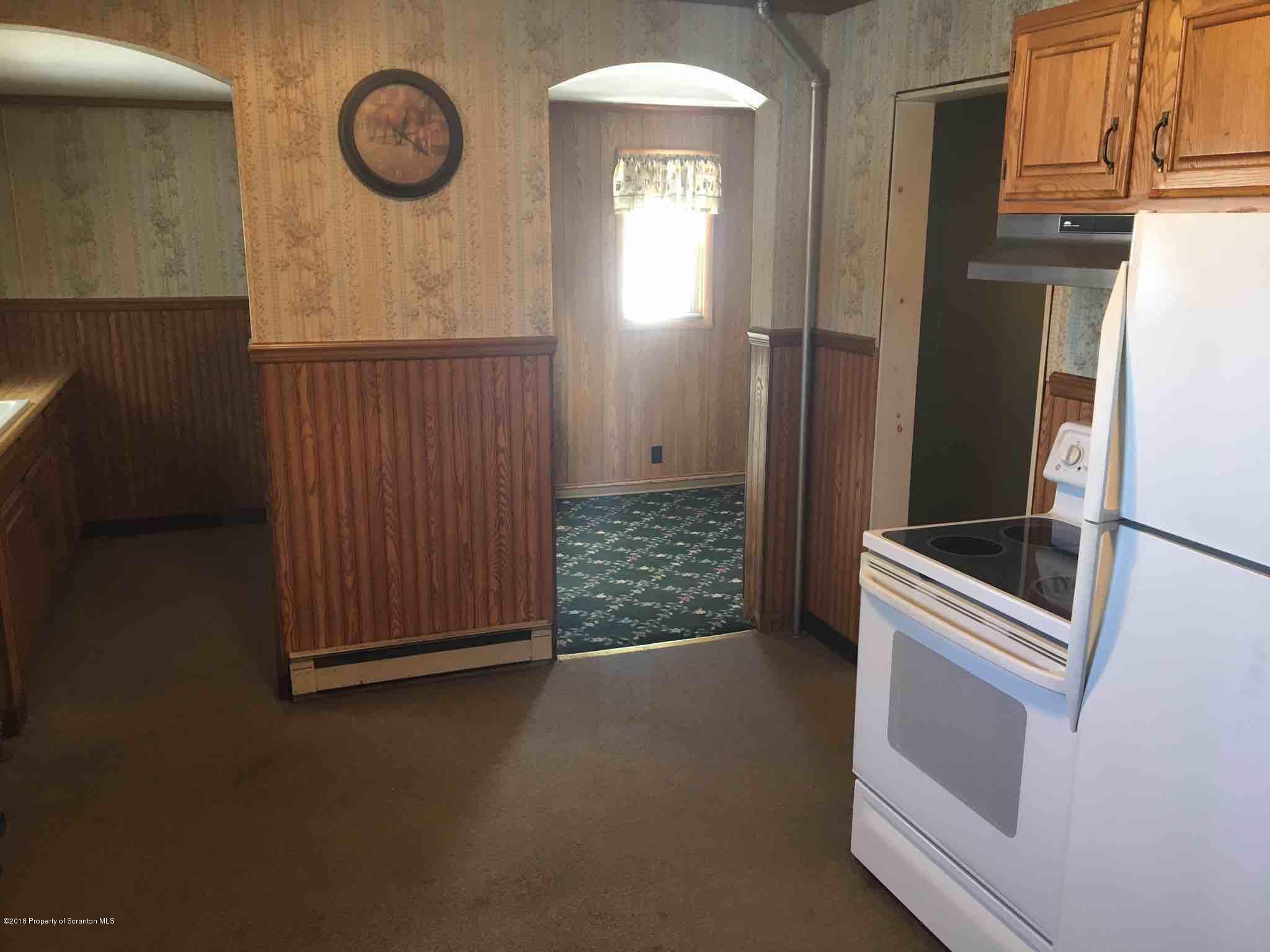 114 Shust Road Carbondale, PA 18407 - Photo 6 of 14 Gallery Image 6
