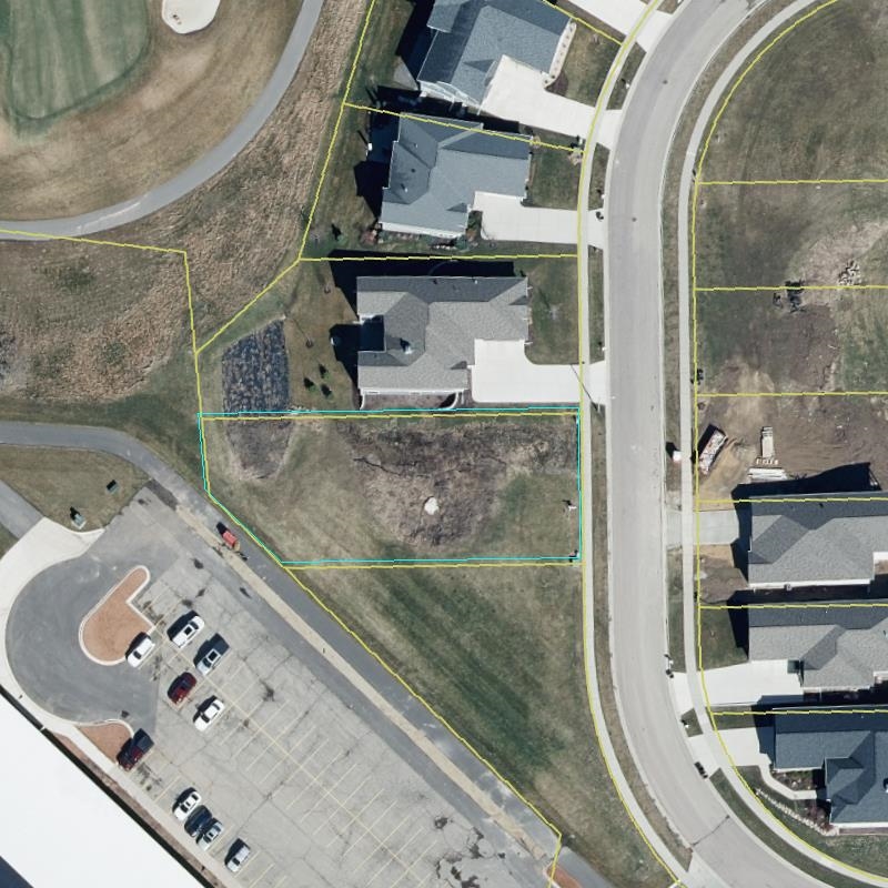 5212 Perfect Drive Madison, WI 53704 - Photo 2 of 12