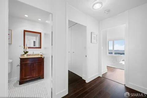 $2,500,000 | 1200 California Street, Unit 20B, San Francisco, CA 94109