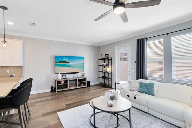 $384,900 | 463 Ellis Square Court, Sanford, FL 32771