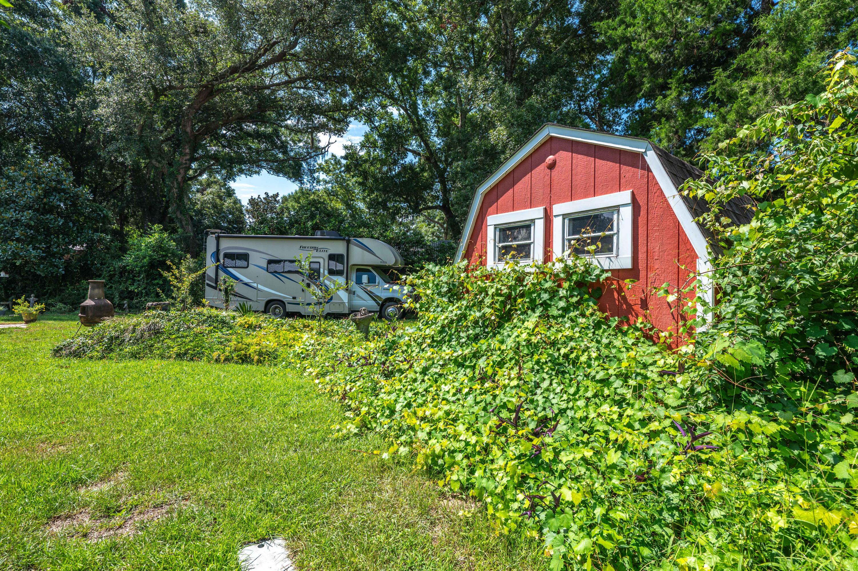 923 Satsuma Road Niceville, FL 32578 - Photo 12 of 52 923 Satsuma Rd-Niceville-27