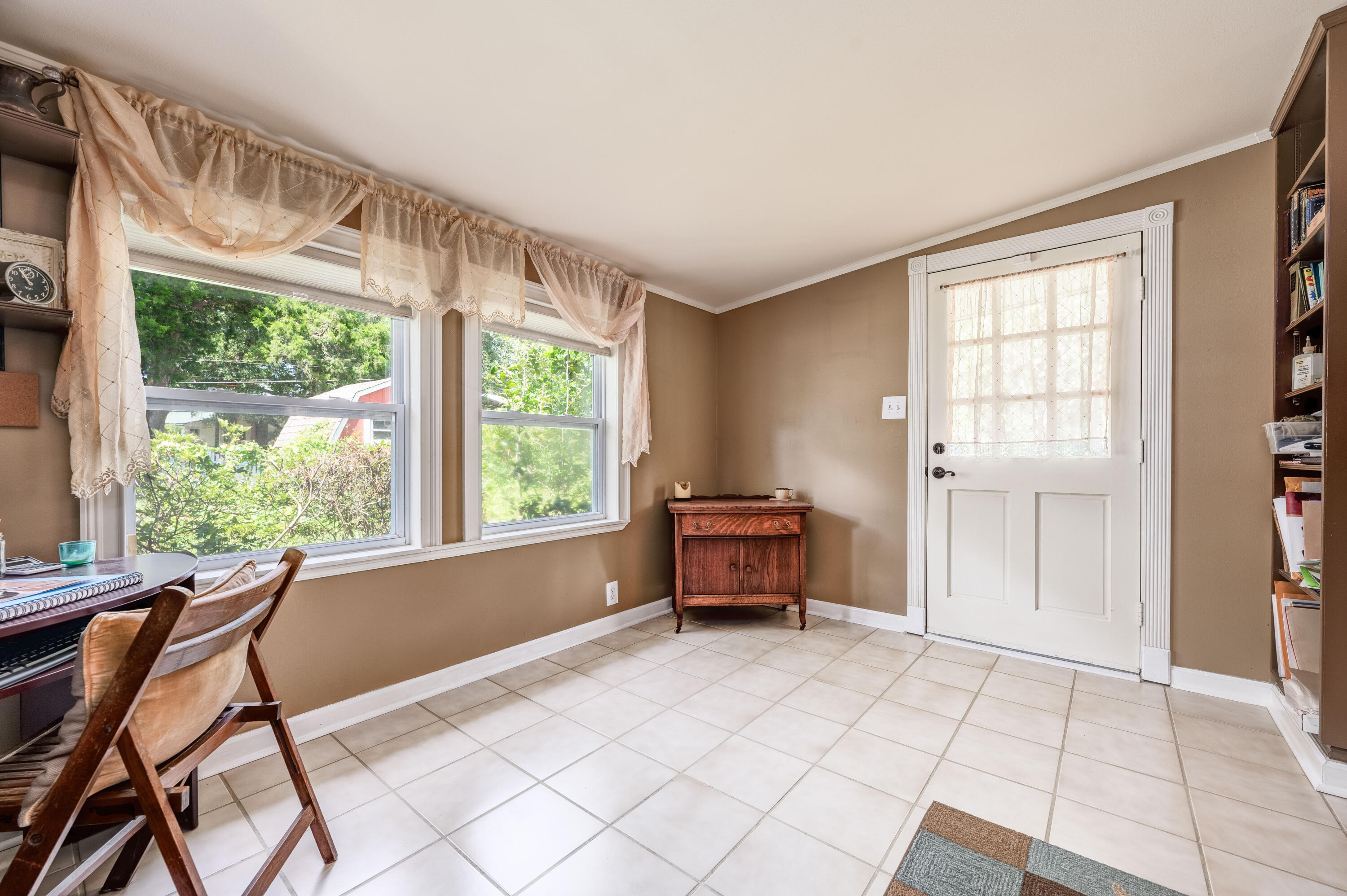923 Satsuma Road Niceville, FL 32578 - Photo 32 of 52 923 Satsuma Rd-Niceville-54