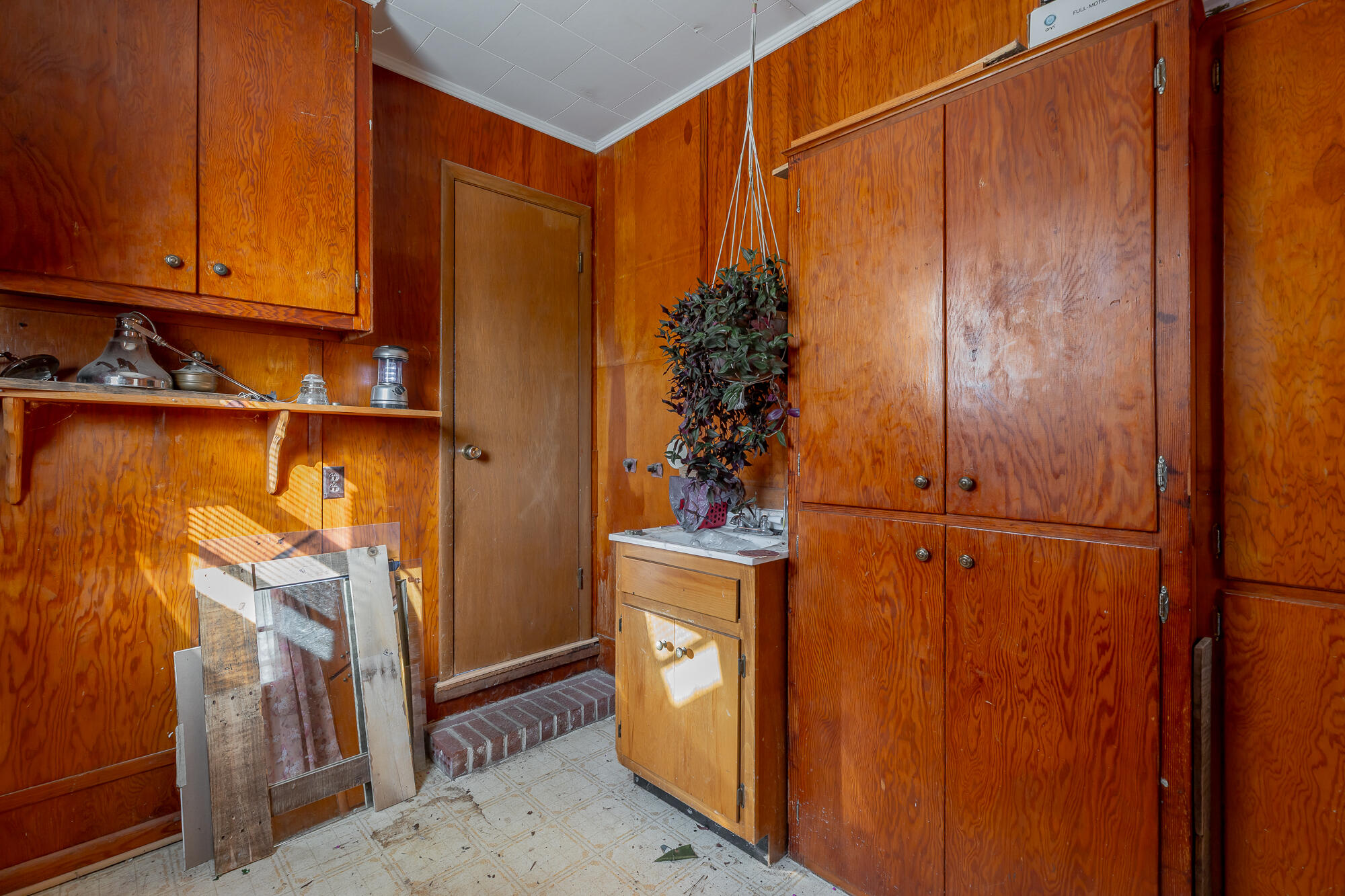 756 Blythes Ferry Road Dayton, TN 37321 - Photo 13 of 26 Mud room or storage space