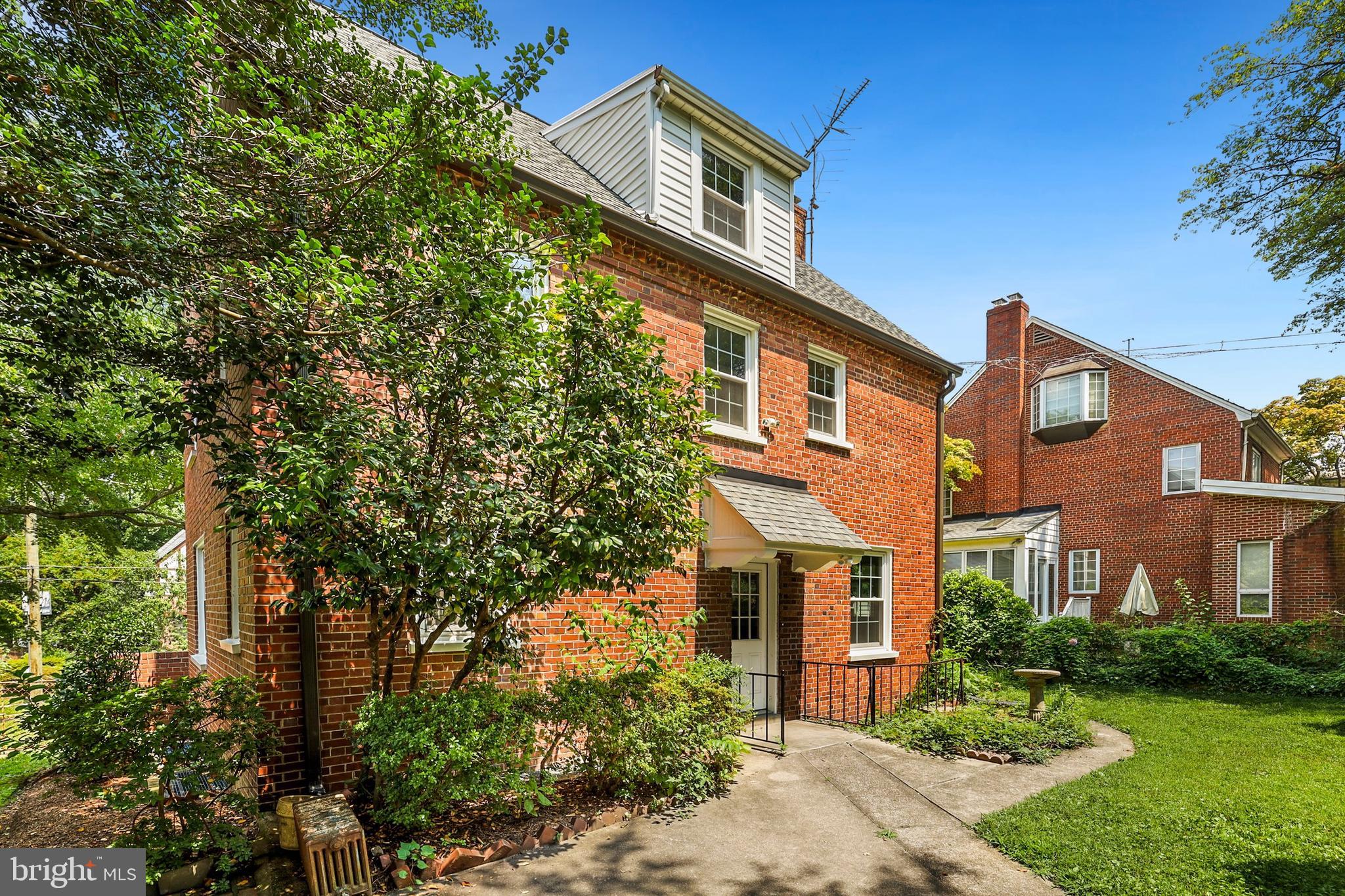 1352 Locust Road Northwest Washington, DC 20012 - Photo 39 of 49 Gallery Image 39