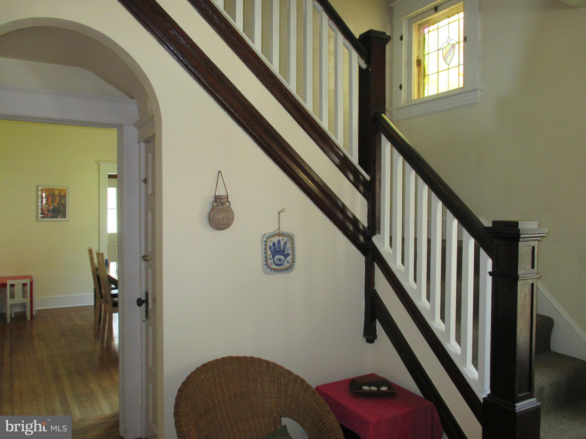 228 Mallow Hill Road Baltimore, MD 21229 - Photo 2 of 25 Interesting Curved Archway