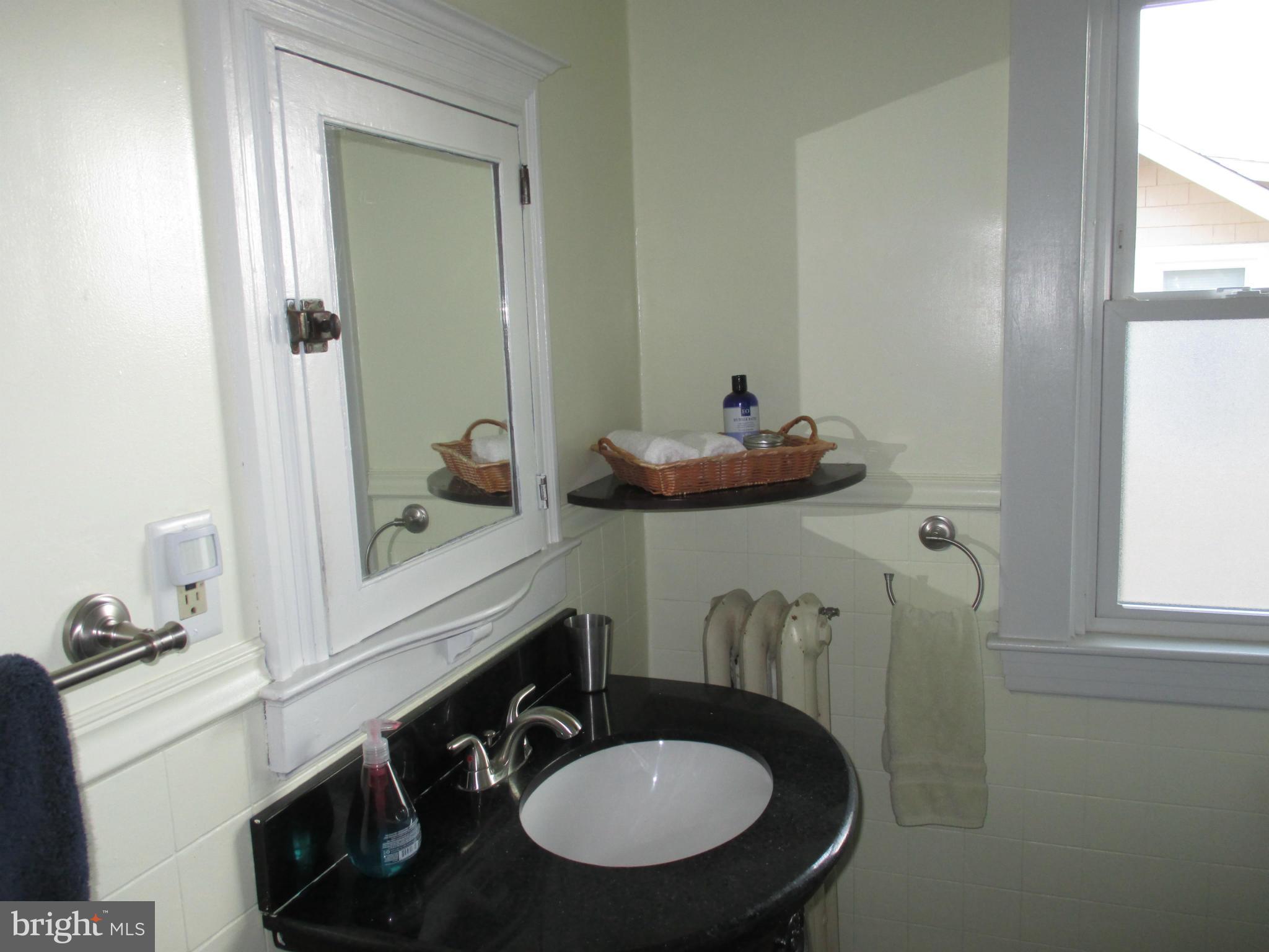 228 Mallow Hill Road Baltimore, MD 21229 - Photo 12 of 25 Updated Bath with claw foot soaking tub