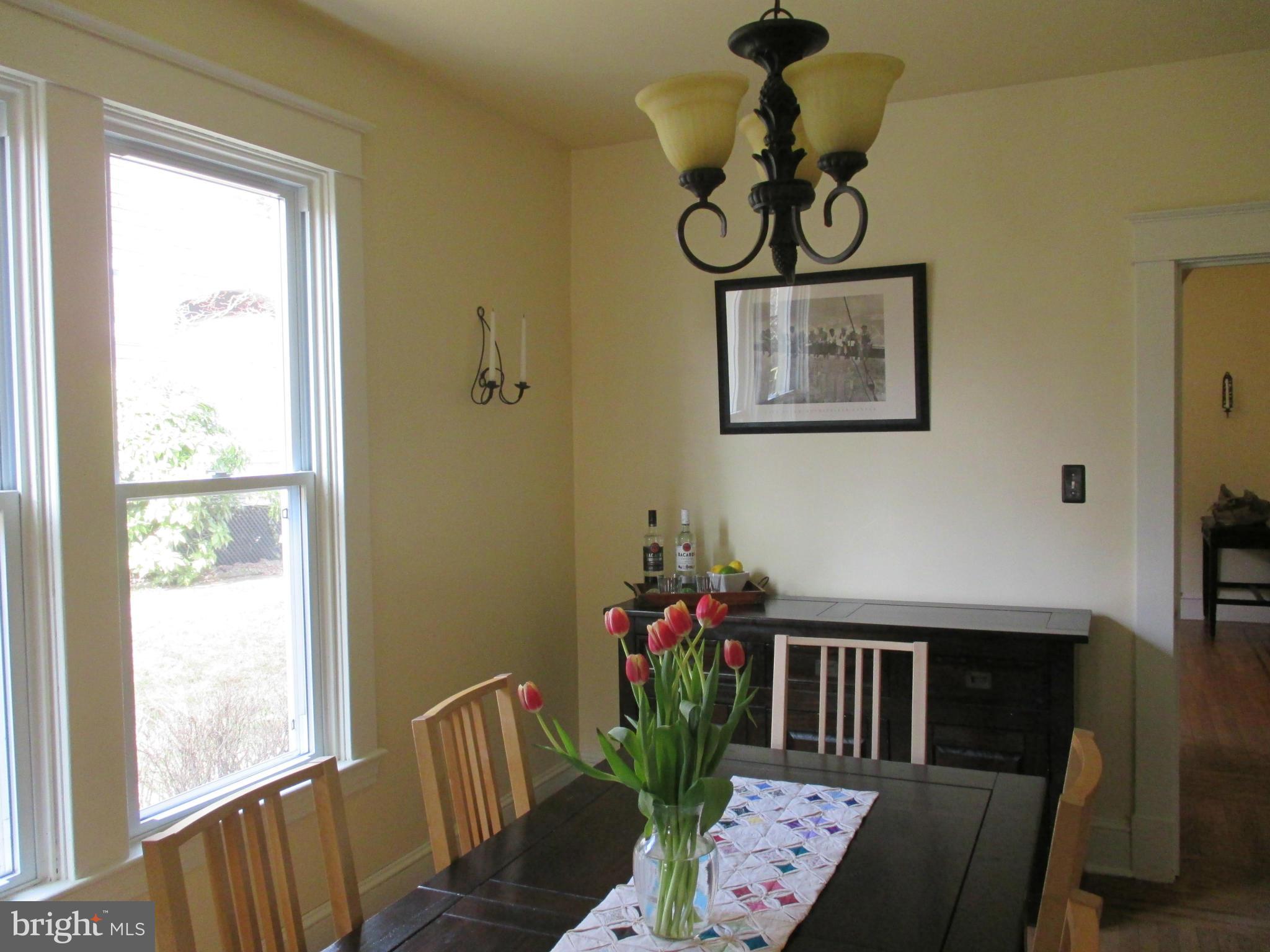 228 Mallow Hill Road Baltimore, MD 21229 - Photo 17 of 25 Dining Room