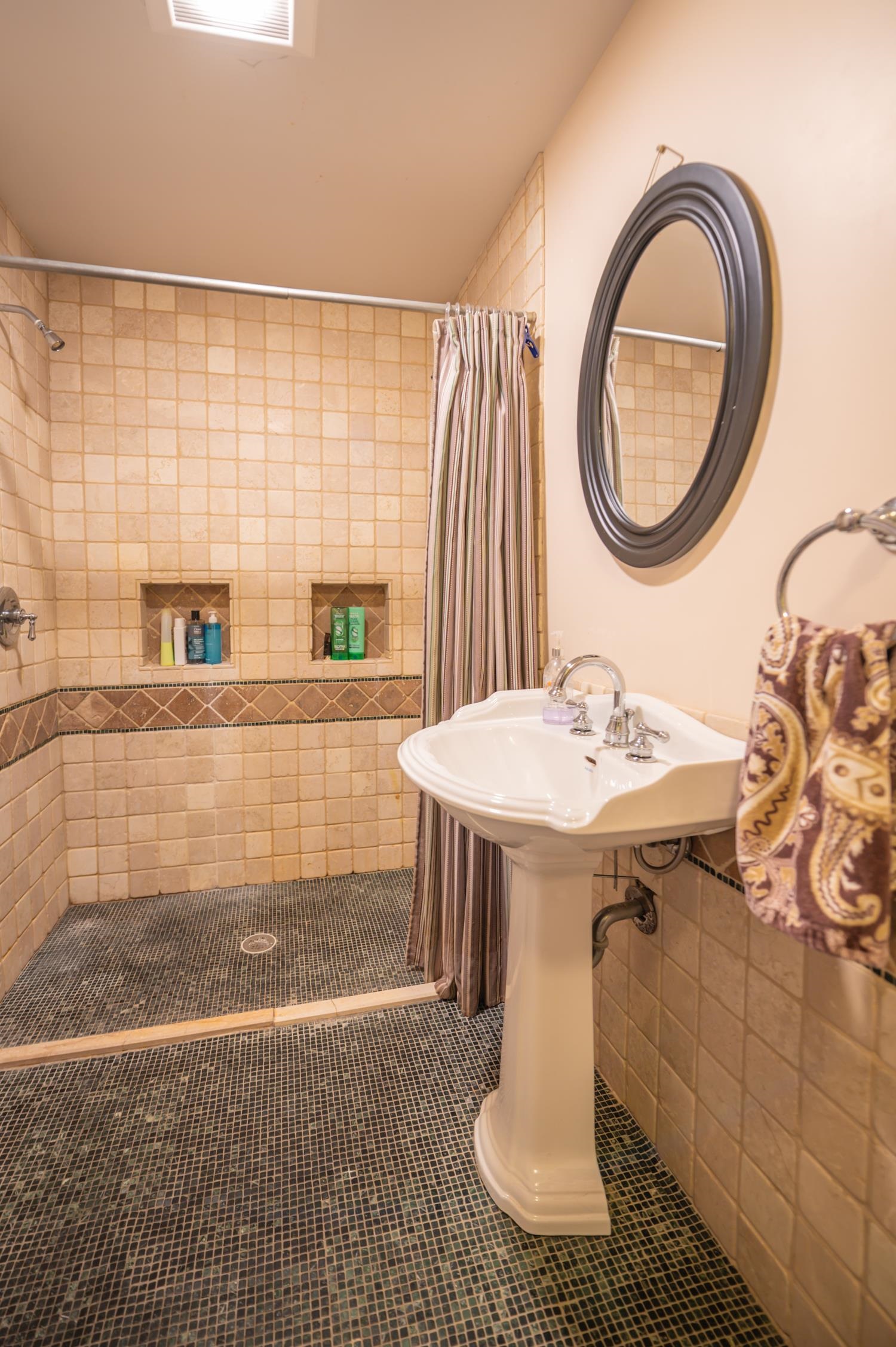 34 Main Street Wardsboro, VT 05355 - Photo 18 of 27