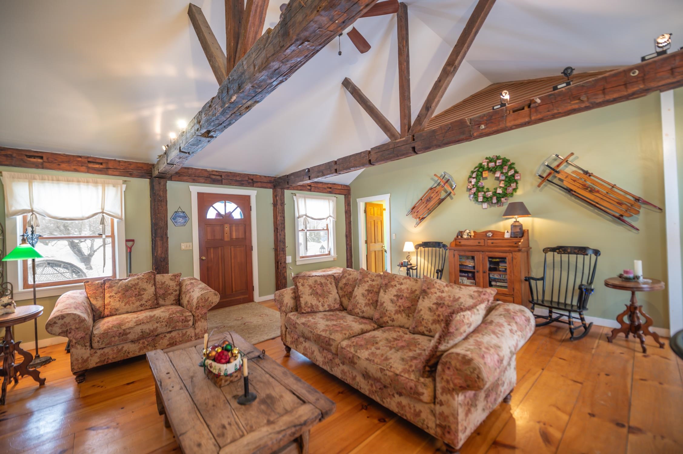 34 Main Street Wardsboro, VT 05355 - Photo 2 of 27