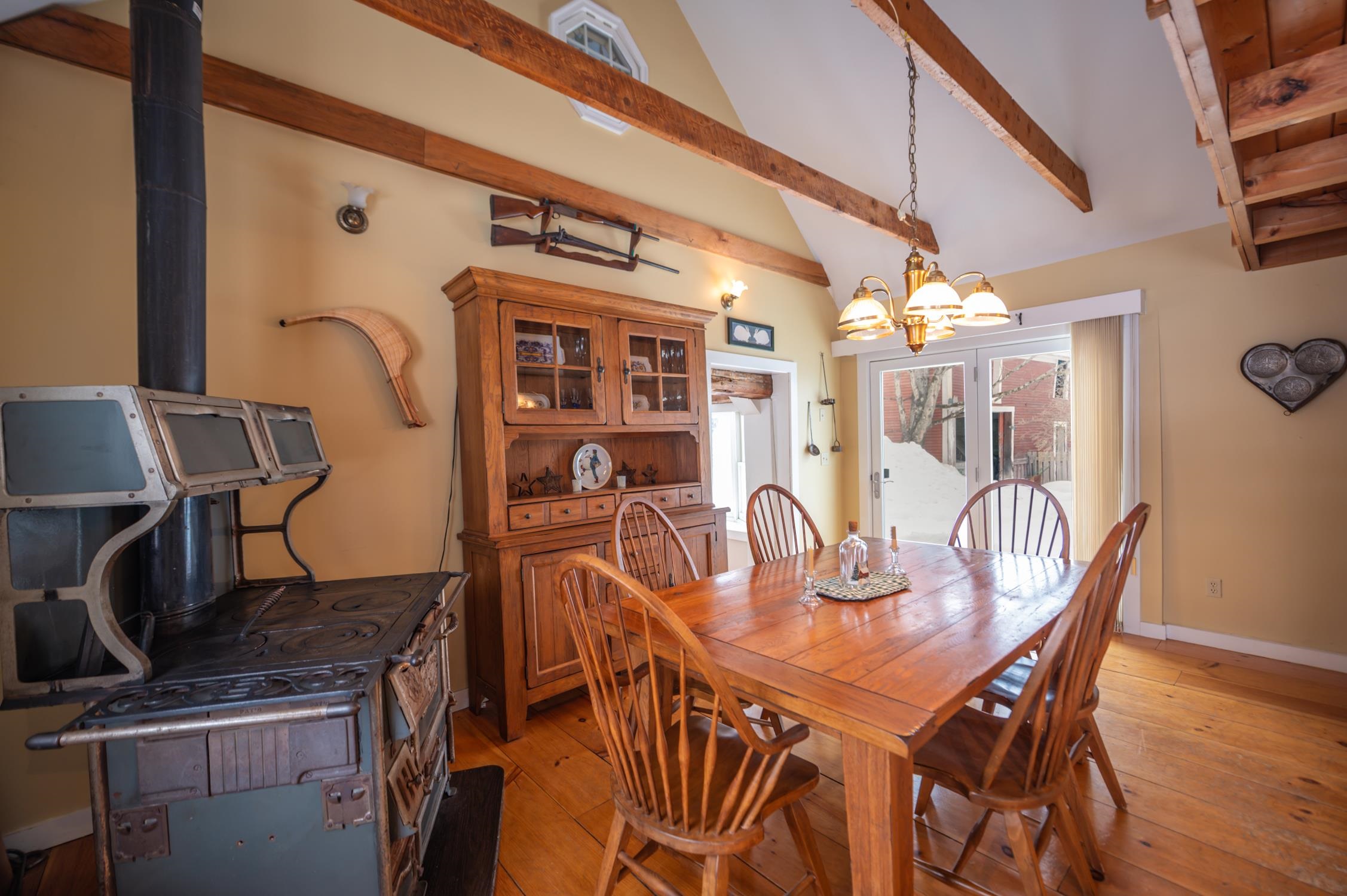 34 Main Street Wardsboro, VT 05355 - Photo 6 of 27