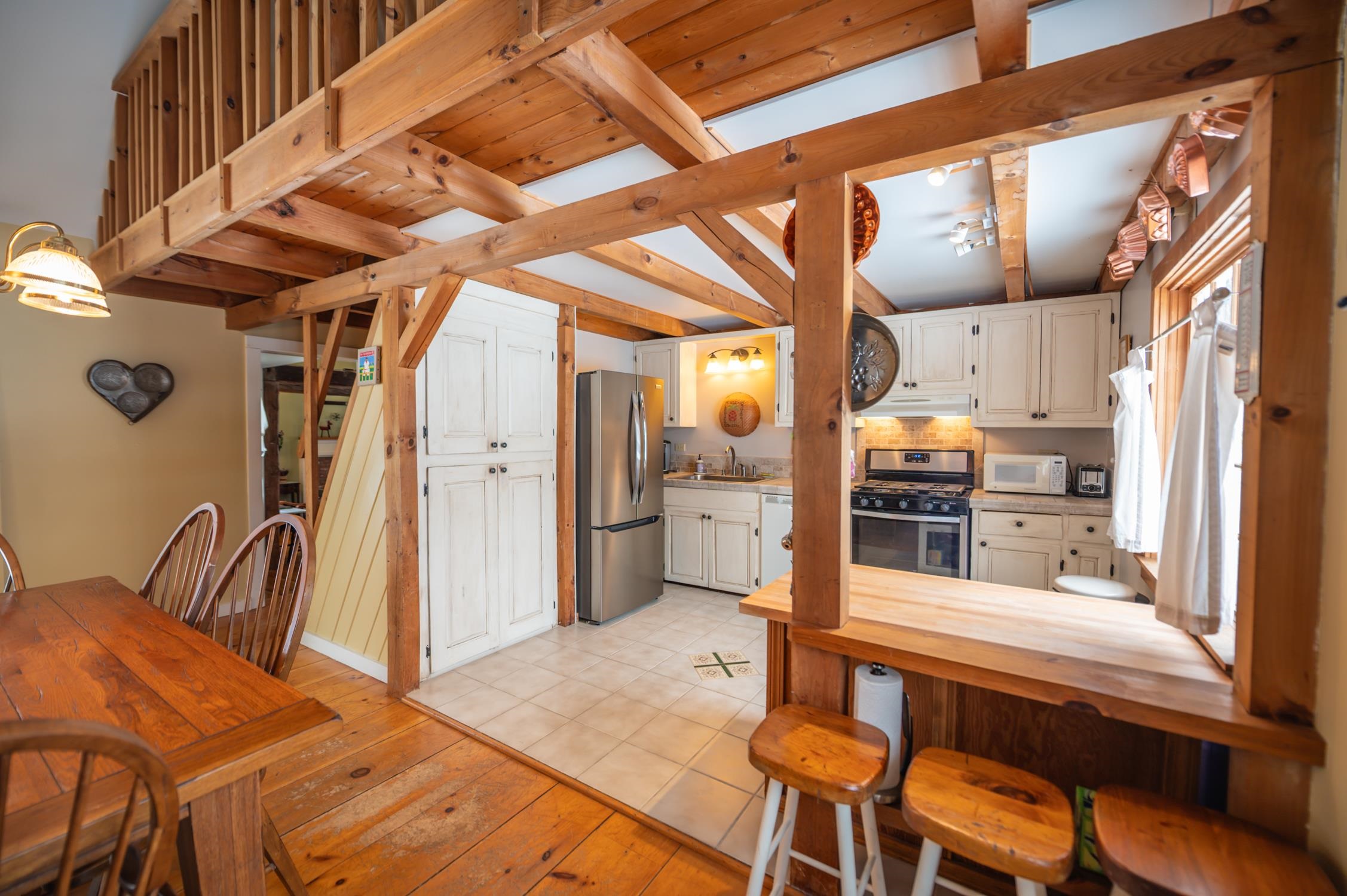 34 Main Street Wardsboro, VT 05355 - Photo 7 of 27