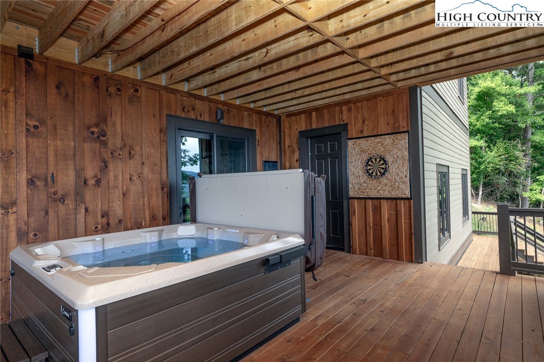 550 Pepperroot Road Boone, NC 28607 - Photo 16 of 50 a view of livingroom with furniture and wooden floor