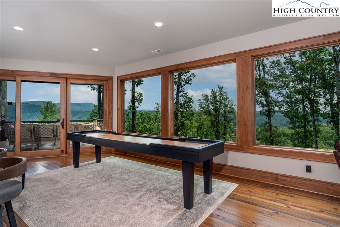 550 Pepperroot Road Boone, NC 28607 - Photo 43 of 50 a sitting area with large window
