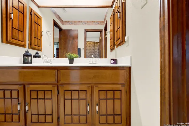 $599,000 | 13027 Hunters Ledge, San Antonio, TX 78230