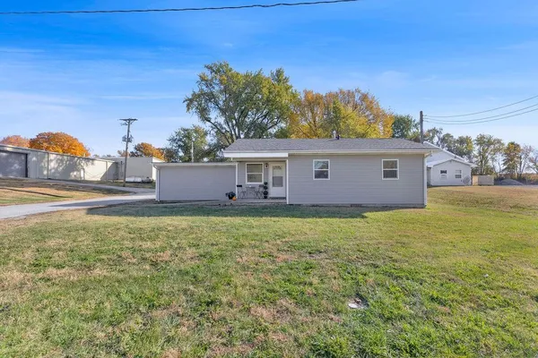 $185,000 | 63 Houseman Street, Faucett, MO 64448
