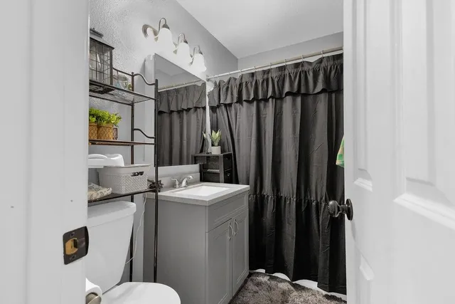 $189,900 | 63 Houseman Street, Faucett, MO 64448