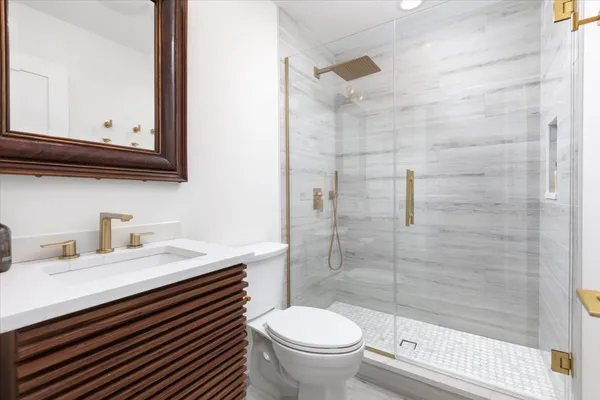 $995,000 | 8122 Fairmount Avenue, Downers Grove, IL 60516