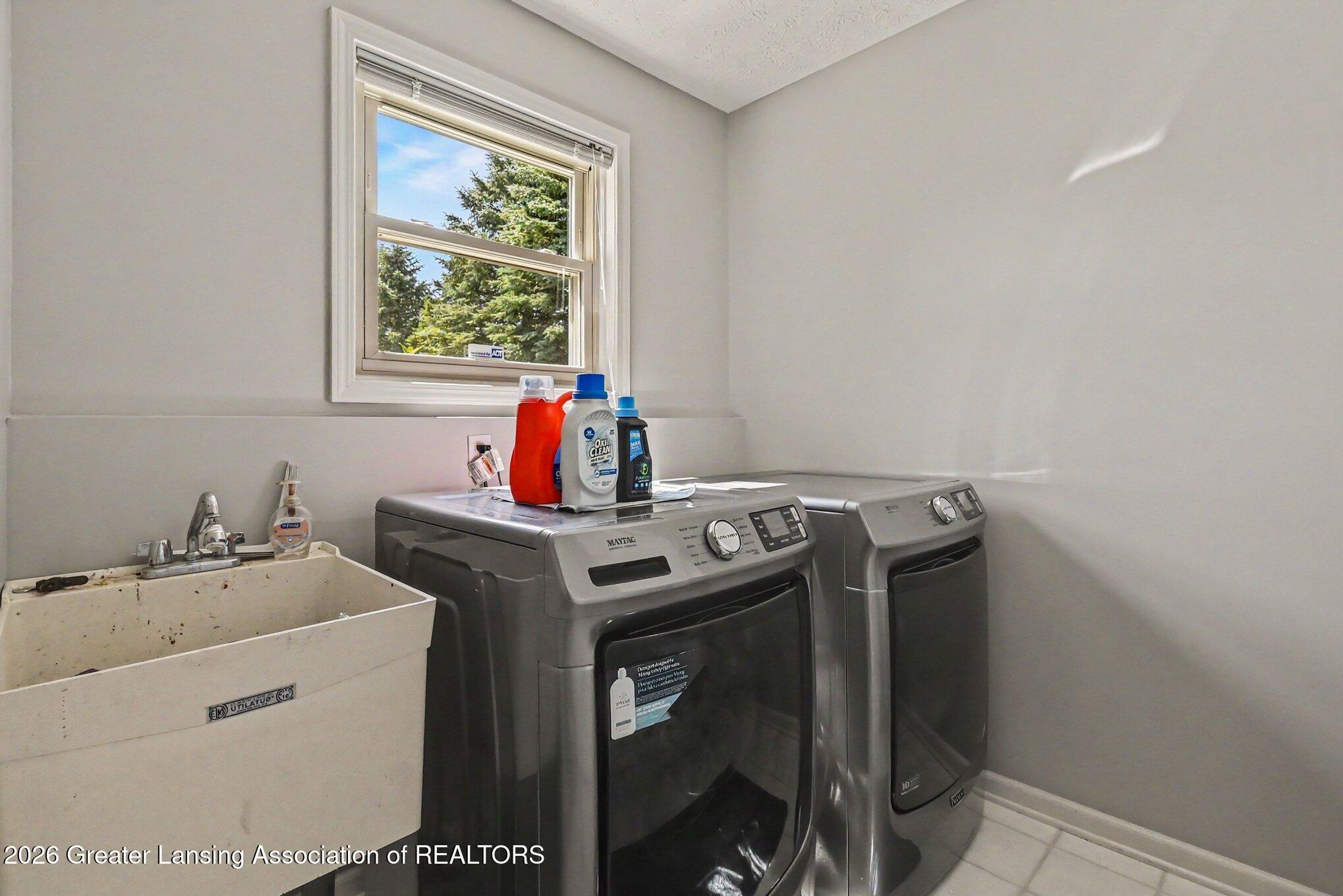 1113 Hawks Ridge Grand Ledge, MI 48837 - Photo 17 of 45 029_file_8765