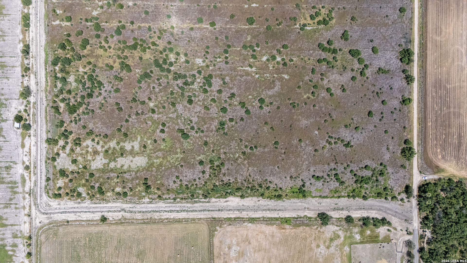 217 Lowe Road Quemado, TX 78877 - Photo 7 of 11 Gallery Image 7