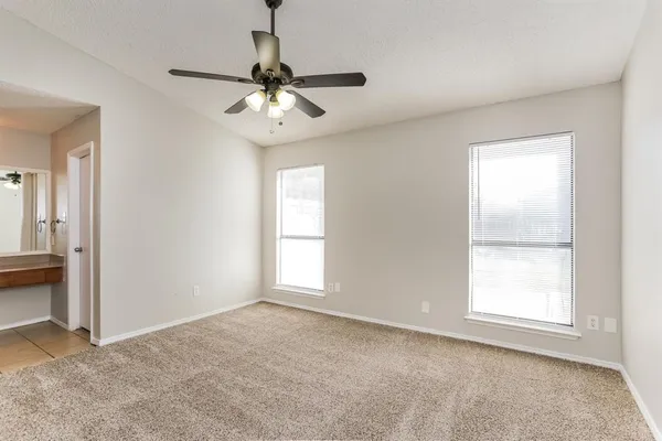 $1,980 | 6505 Pilgrim Lane, Arlington, TX 76002