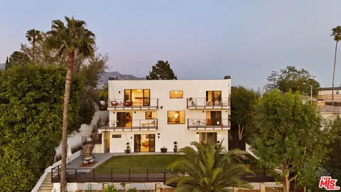 $2,988,000 | 105 Sequoia Drive, Pasadena, CA 91105