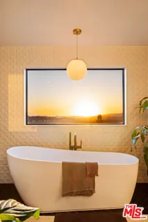 $2,988,000 | 105 Sequoia Drive, Pasadena, CA 91105